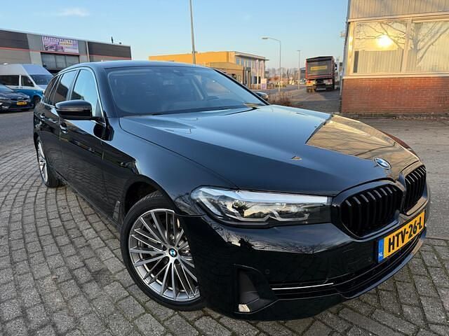 Occasion BMW 530 Executive 254 PK (186 kW) 2022 Zwart Stationwagen