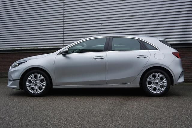 Occasion Kia Ceed 120 PK (88 kW) 2023 Grijs Hatchback