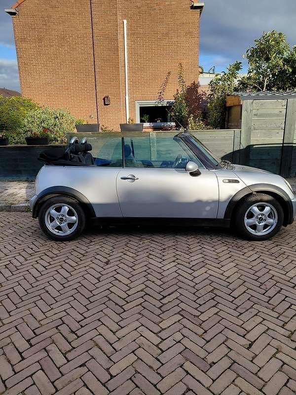 Occasion Mini ONE Pepper 90 PK (66 kW) 2007 Zilver Hatchback