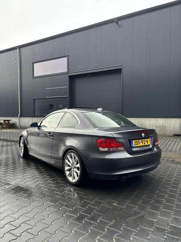 Occasion BMW 123 Coupé 204 PK (150 kW) 2008 Grijs Coupé