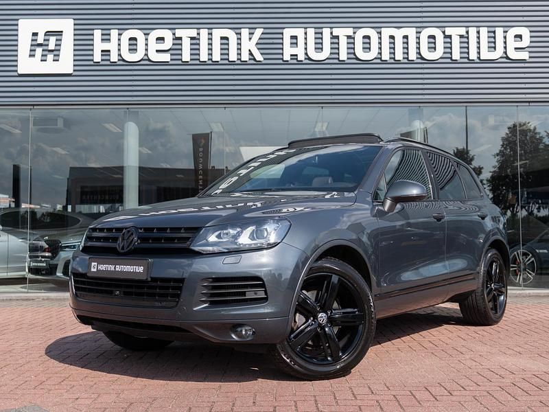 Grijs Occasion 2013 VW Touareg R-line SUV | € 15.440 (Goede deal) - Afbeelding 1/3