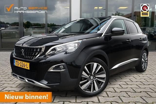 Zwart Gebruikt 2018 Peugeot 3008 Premium SUV | € 12.900 (Eerlijke prijs) - Afbeelding 1/4