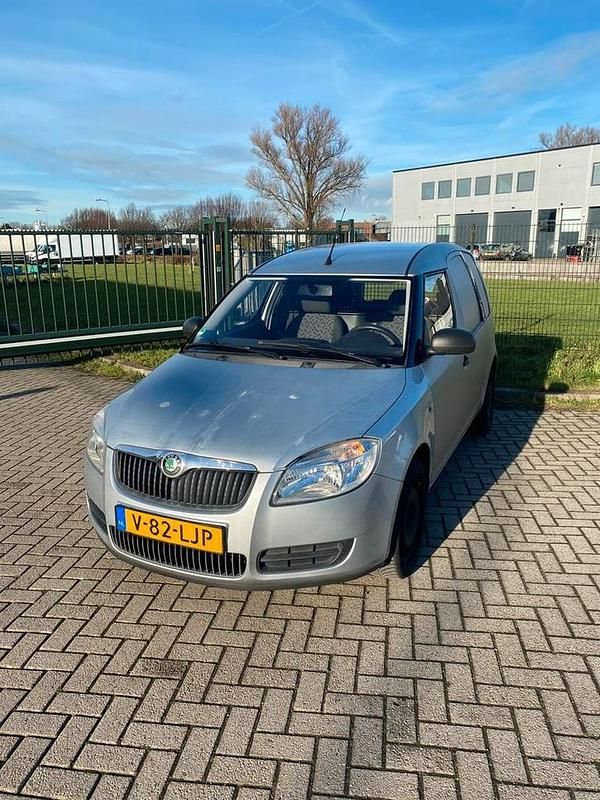 Occasion 2008 Skoda Roomster MPV | € 2.850 (Goede deal) - Afbeelding 1/4