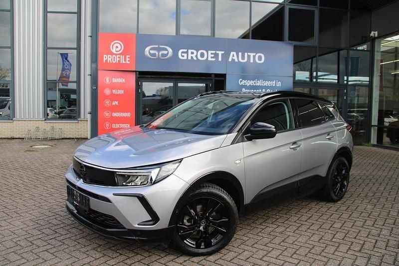 Grijs Gebruikt 2023 Opel Grandland X SUV | € 23.650 (Goede deal) - Afbeelding 1/4