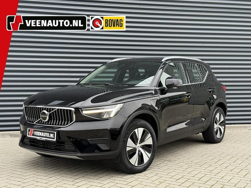 Zwart Occasion 2022 Volvo XC40 Inscription SUV | € 34.645 (Eerlijke prijs) - Afbeelding 1/4