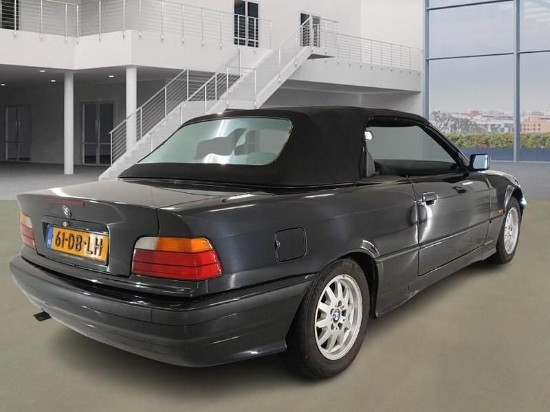 Occasion BMW 318 Cabriolet Executive 116 PK (85 kW) 1999 Zwart Cabriolet