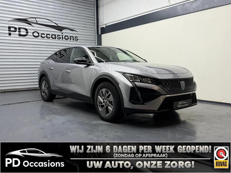 Zilver Gebruikt 2024 Peugeot 408 Allure Hatchback | € 24.950 (Super prijs) - Afbeelding 1/4