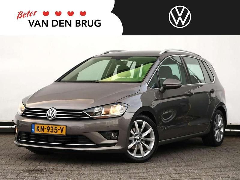 Grijs (metallic) Occasion 2016 VW Golf Sportsvan S MPV | € 13.900 (Eerlijke prijs) - Afbeelding 1/4