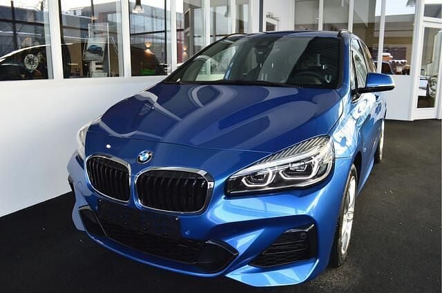 Blauw Occasion 2020 BMW 225 Active Tourer Comfort Edition MPV | € 19.900 (Eerlijke prijs) - Afbeelding 1/4