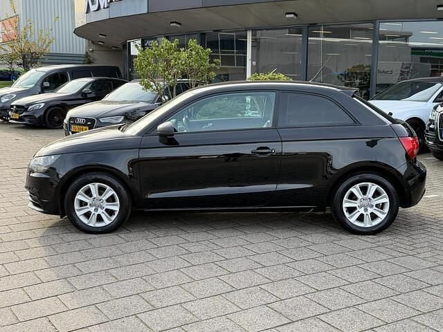 Occasion Audi A1 Attraction 86 PK (63 kW) 2011 Zwart Hatchback