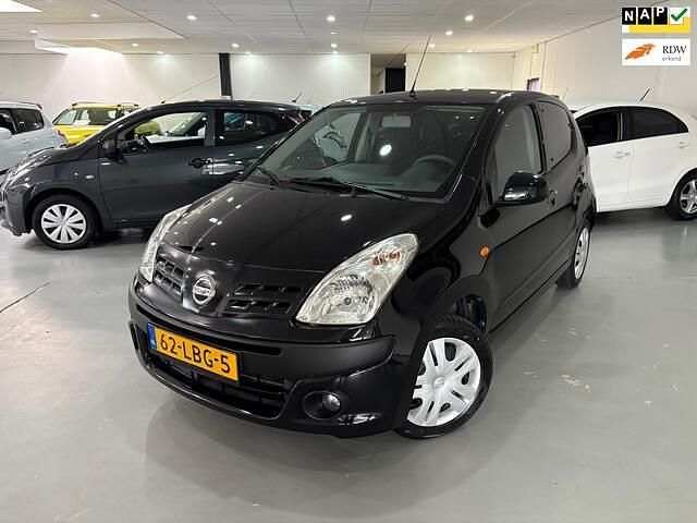 Zwart Gebruikt 2010 Nissan Pixo Hatchback | € 3.999 (Iets duurder) - Afbeelding 1/4