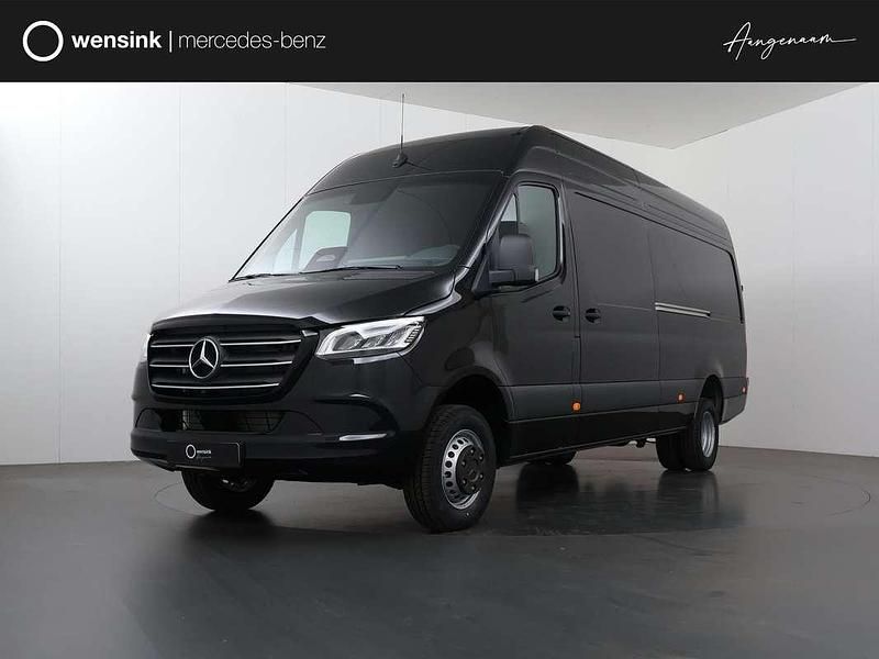 Zwart Nieuw 2025 Mercedes Sprinter Van | € 64.214 (Eerlijke prijs) - Afbeelding 1/4