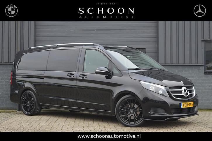 Gebruikt 2018 Mercedes V220 MPV | € 31.950 (Super prijs) - Afbeelding 1/3