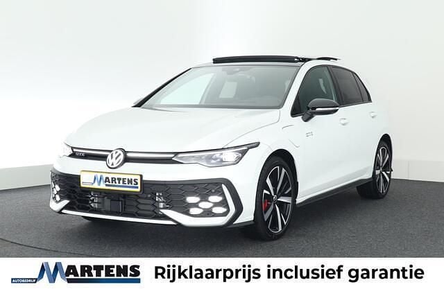 Wit Nieuw 2026 VW Golf VIII Style Hatchback | € 45.949 (Goede deal) - Afbeelding 1/4