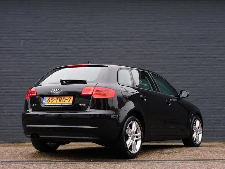 Occasion Audi A3 Attraction 127 PK (93 kW) 2012 Zwart Hatchback