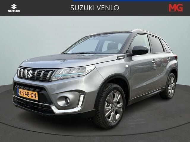 Grijs Gebruikt 2024 Suzuki Vitara SUV | € 25.950 (Eerlijke prijs) - Afbeelding 1/4