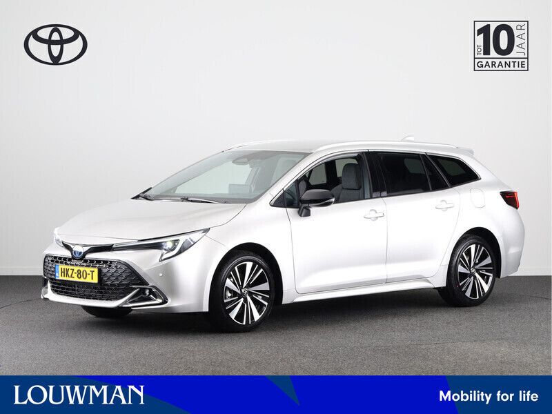 Zilver Gebruikt 2025 Toyota Corolla Hybrid Business Edition Stationwagen | € 37.400 (Duur) - Afbeelding 1/3