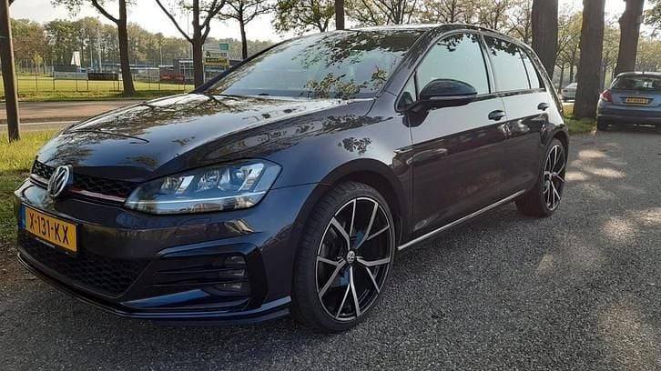 Gebruikt 2015 VW Golf VII LOUNGE Hatchback | € 15.950 (Eerlijke prijs) - Afbeelding 1/1