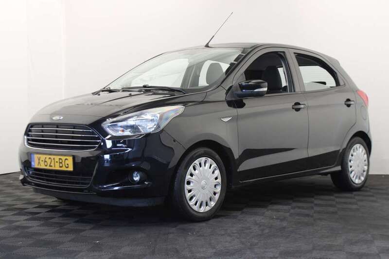 Zwart Gebruikt 2017 Ford Ka Trend Hatchback | € 7.999 (Eerlijke prijs) - Afbeelding 1/4