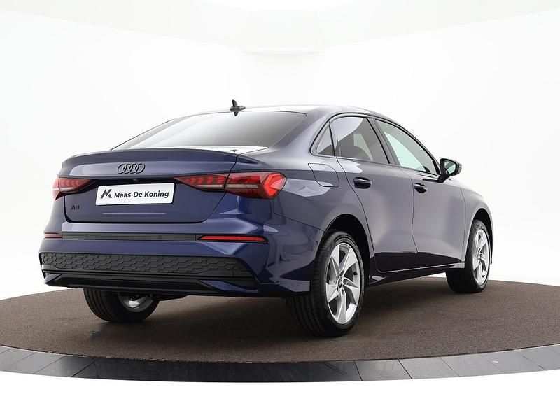 Nieuw Audi A3 Advanced 116 PK (85 kW) 2026 Blauw Sedan