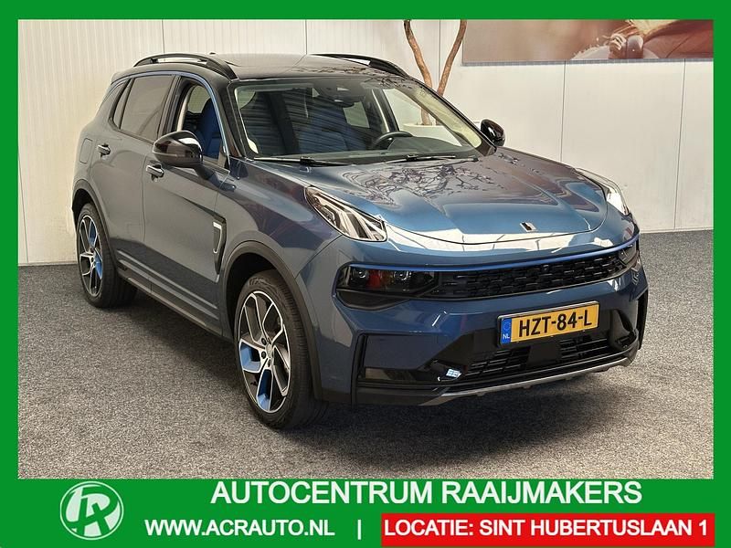 Blauw, metallic lak Gebruikt 2023 Lynk & Co 01 SUV | € 25.640 (Goede deal) - Afbeelding 1/4