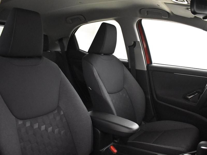 Occasion Toyota Yaris Hybrid Style 116 PK (85 kW) 2025 Rood Hatchback