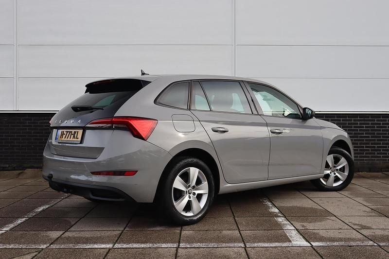 Occasion Skoda Scala Ambition 116 PK (85 kW) 2020 Grijs Hatchback