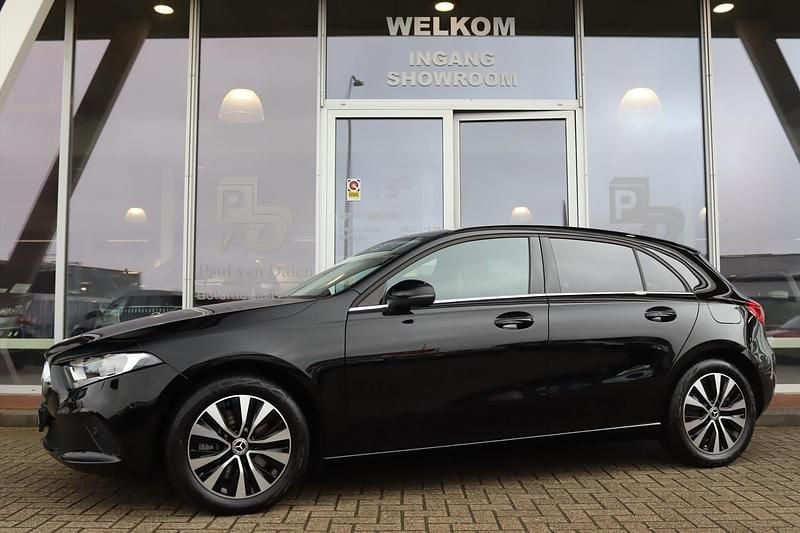 Occasion Mercedes A250 Premium 218 PK (160 kW) 2022 Zwart Hatchback