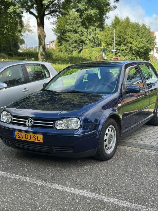 Blauw Gebruikt 1999 VW Golf IV Highline Hatchback | € 2.500 (Iets duurder) - Afbeelding 1/4