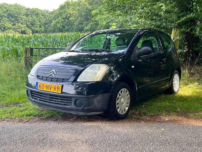Zwart Gebruikt 2004 Citroën C2 Hatchback | € 1.290 (Eerlijke prijs) - Afbeelding 1/4