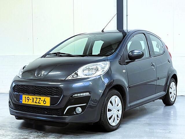 Occasion Peugeot 107 Active 68 PK (50 kW) 2012 Grijs (metallic) Hatchback