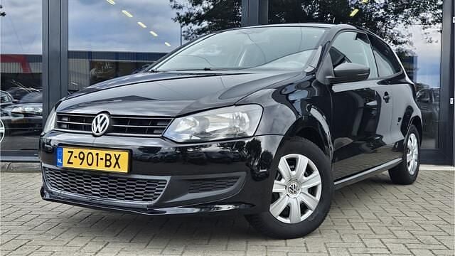 Zwart Gebruikt 2010 VW Polo Comfortline Hatchback | € 2.940 (Super prijs) - Afbeelding 1/4