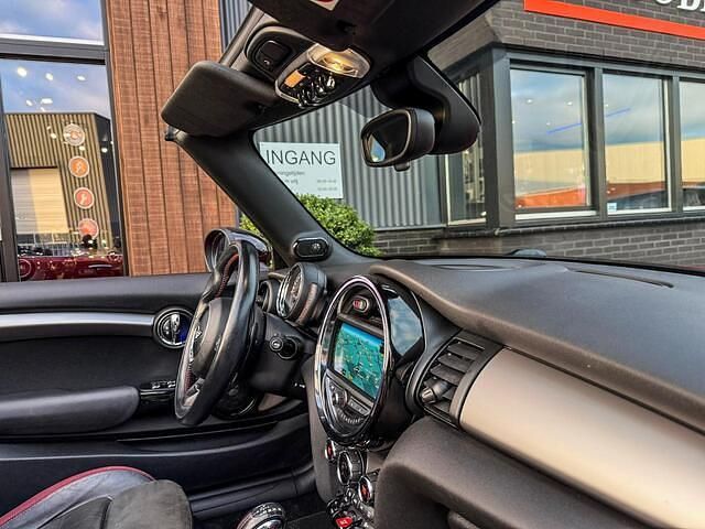 Occasion Mini John Cooper Works Cabriolet Chili 192 PK (141 kW) 2016 Rood Cabriolet