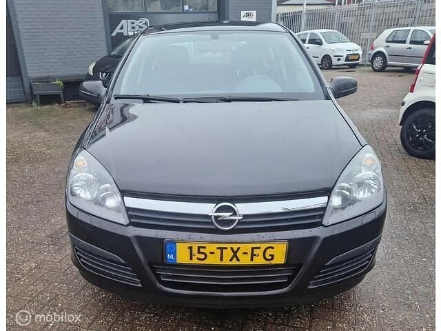 Occasion Opel Astra Edition 105 PK (77 kW) 2007 Zwart Hatchback