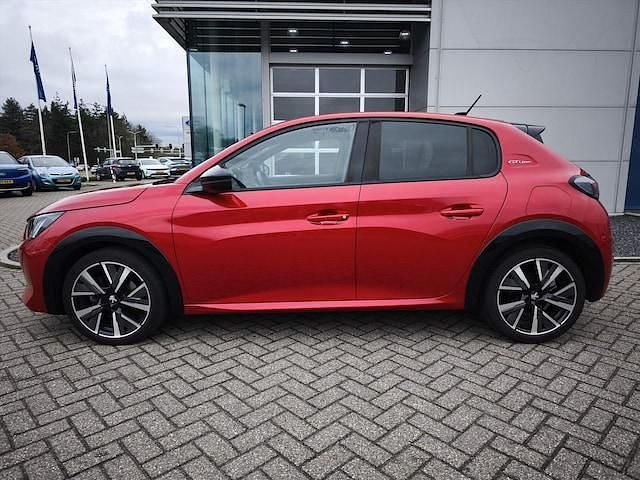 Occasion Peugeot 208 GT-line 101 PK (74 kW) 2021 Rood (metallic) Hatchback