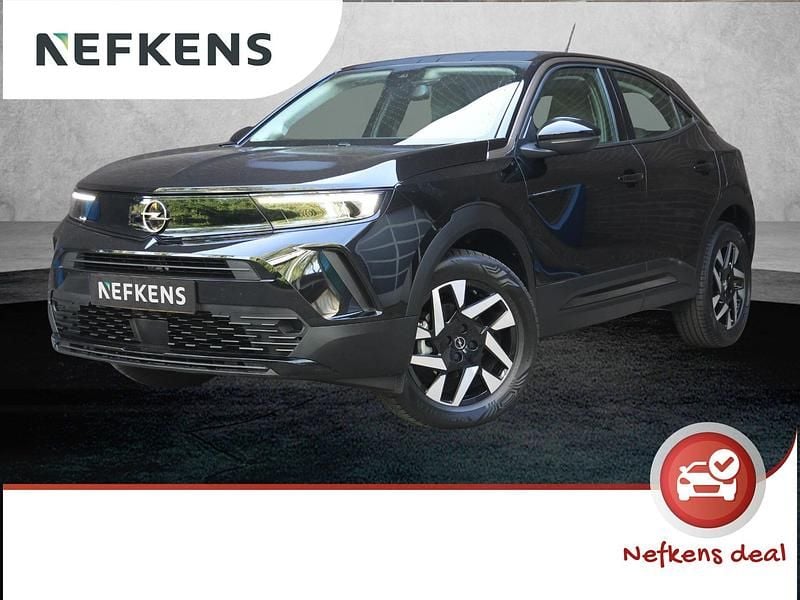 Zwart, metallic lak Gebruikt 2024 Opel Mokka SUV | € 24.925 (Goede deal) - Afbeelding 1/3