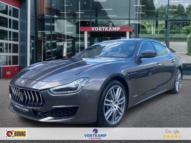 Grijs Gebruikt 2018 Maserati Ghibli Coupé | € 39.950 (Duur) - Afbeelding 1/4