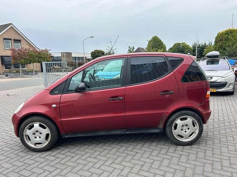 Occasion Mercedes A160 Classic 102 PK (75 kW) 2001 Rood MPV