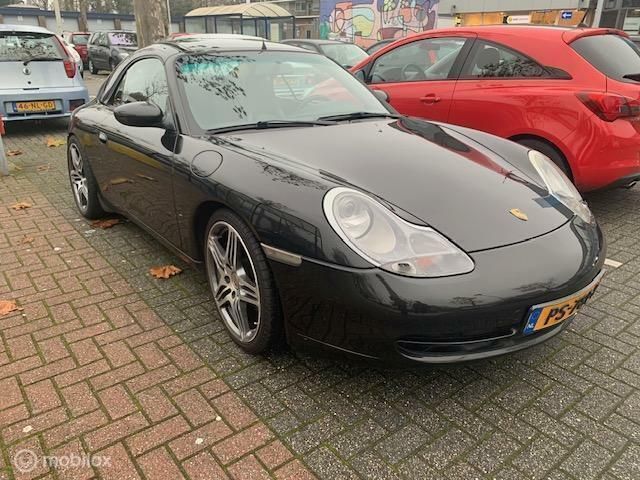 Zwart Gebruikt 2000 Porsche 911 Carrera 4 Coupé | € 27.250 - Afbeelding 1/4