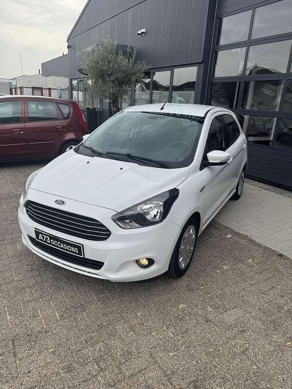 Wit Gebruikt 2018 Ford Ka Trend Hatchback | € 6.250 (Eerlijke prijs) - Afbeelding 1/4