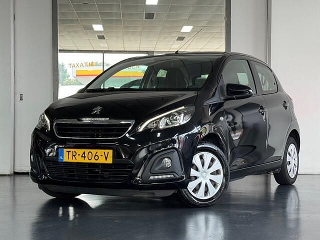 Zwart Gebruikt 2018 Peugeot 108 Active Hatchback | € 7.450 (Goede deal) - Afbeelding 1/4
