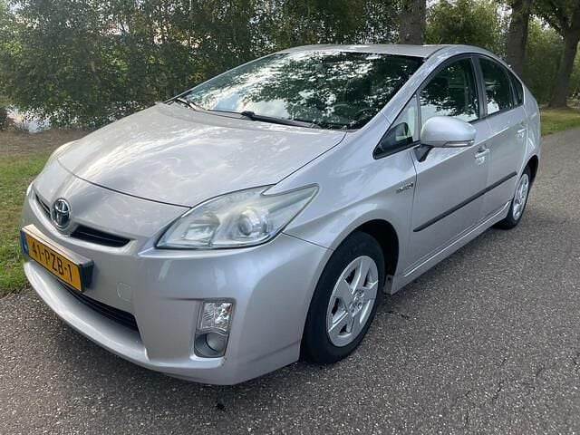 Grijs Gebruikt 2011 Toyota Prius Comfort Hatchback | € 5.650 (Goede deal) - Afbeelding 1/4