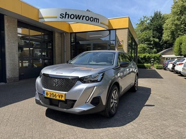Grijs Gebruikt 2022 Peugeot 2008 Active SUV | € 16.995 (Super prijs) - Afbeelding 1/4