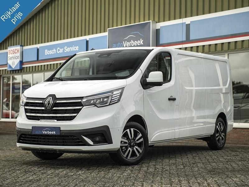 Wit Nieuw 2024 Renault Trafic Luxe Van | € 32.750 (Super prijs) - Afbeelding 1/4