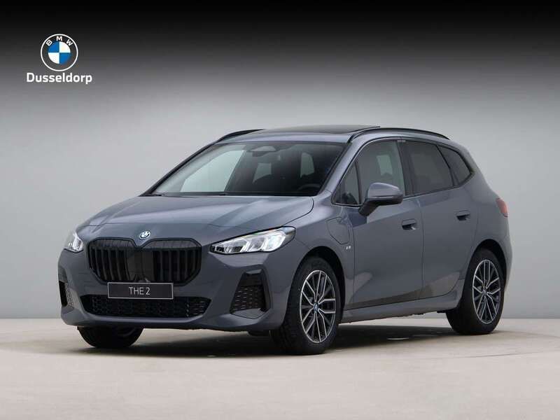 Grijs, metallic lak Nieuw 2025 BMW 225 Active Tourer Shadowline MPV | € 58.365 (Super prijs) - Afbeelding 1/4