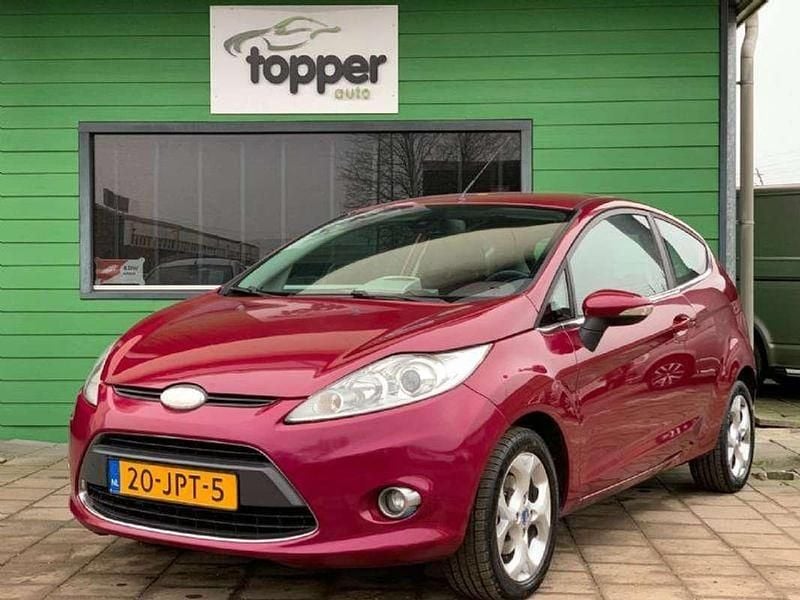 Paars Gebruikt 2009 Ford Fiesta Titanium Hatchback | € 3.195 (Goede deal) - Afbeelding 1/4