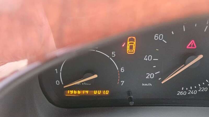 Grijs Gebruikt 2002 Saab 9-3 Cabriolet Anniversary Cabriolet | € 6.750 (Goede deal) - Afbeelding 1/4
