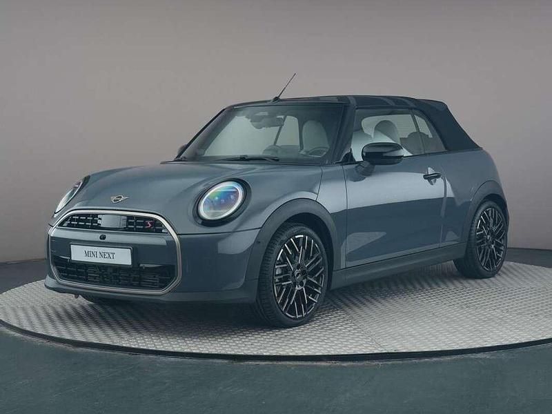 Grijs Nieuw 2025 Mini Cooper S Cabriolet Favoured Cabriolet | € 45.400 (Iets duurder) - Afbeelding 1/4