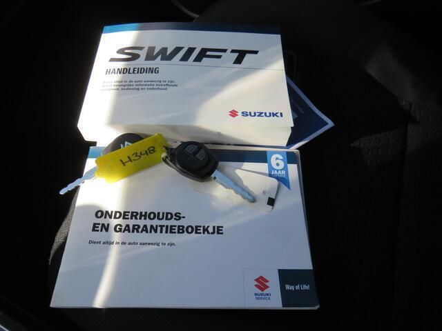 Occasion Suzuki Swift 83 PK (61 kW) 2022 Grijs Hatchback