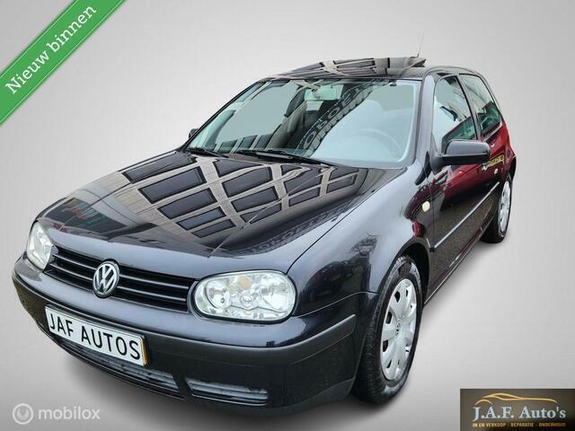 Zwart Gebruikt 1999 VW Golf IV Hatchback | € 1.399 (Eerlijke prijs) - Afbeelding 1/4
